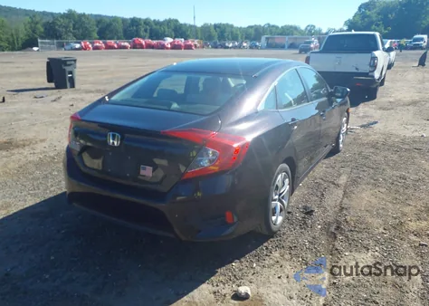 2016 Honda Civic Lx z USA, uszkodzony, nr VIN 19XFC2F5XGE235880